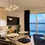 New Sky High Lr, 1br, 1ba, Sauna, Gbalcony, 49m2, 11krs Apartment Oulu