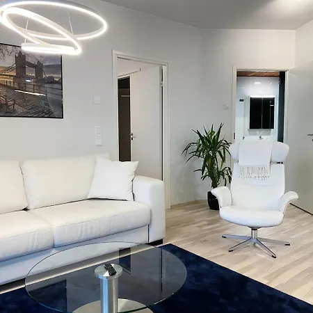 Lägenhet New Sky High Lr, 1br, 1ba, Sauna, Gbalcony, 49m2, 11krs *